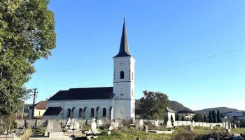 Biserica Sfinții Arhangheli - Unirea, Bistrita-Nasaud