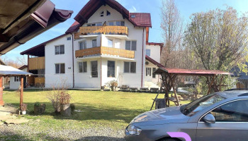 Cabana Poiana Fierăstrăului - Păltinoasa 727415