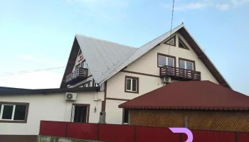 Camere de închiriat AnneMaryy - Arbore