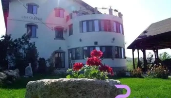Casa Colinelor - Urlați