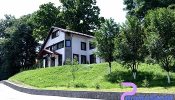 Casa Stejarul lui Andrei - Izvoarele