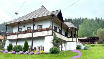 Casa Strămoșilor - Botuș