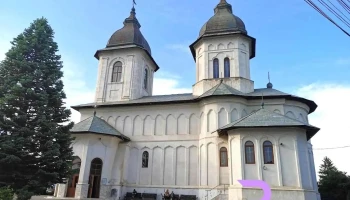 Catedrala Episcopală - Huși
