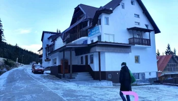 Frații Jderi - Lupeni 335790
