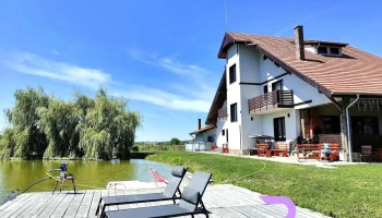Pensiunea Trecătoarea Lupilor - Burda