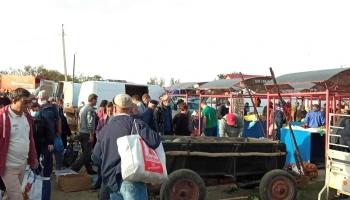 Târg comunal Tufeni - Tufeni