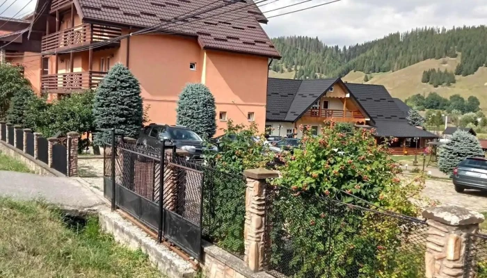Andreea -  De La Vizitatori - Mănăstirea Humorului