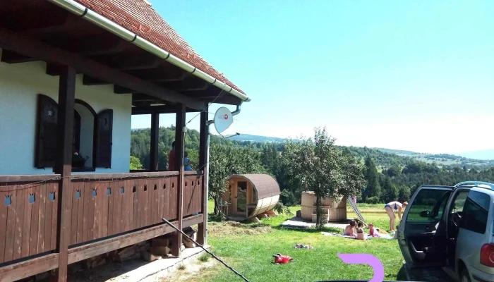 Avarsag Panzio Exterior - Vărșag