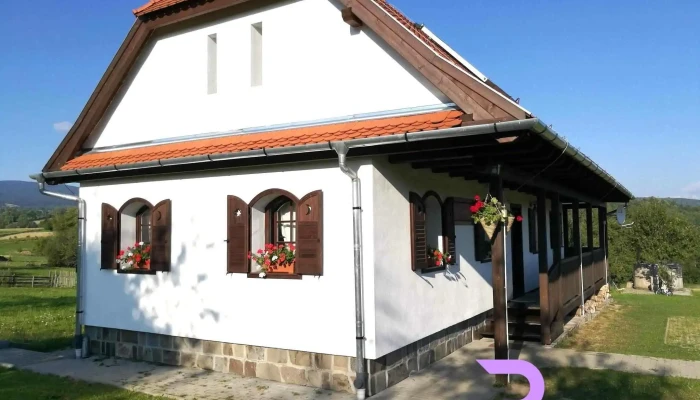 Avarsag Panzio Fotografii - Vărșag