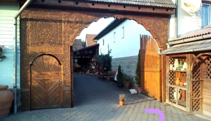 Balazs Panzio Exterior - Corund