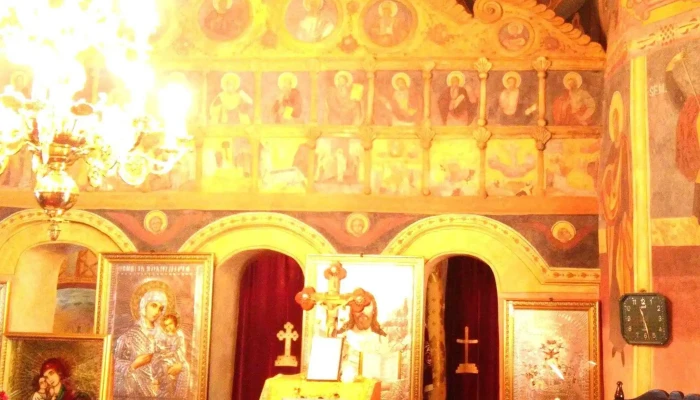 Biserica Adormirea Maicii Domnului A Ungurenilor Din Fantanele Prețuri - Fântânele