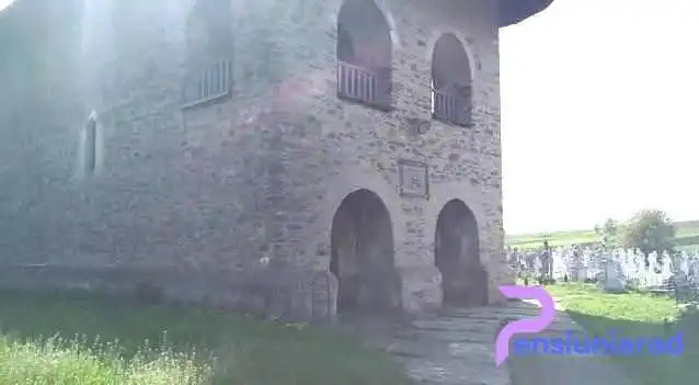 Biserica Duminica Tuturor Sfintilor Din Parhauti Videoclipuri - Părhăuți