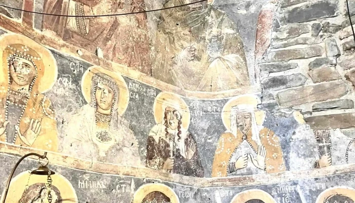 Biserica Sfantul Ierarh Nicolae Densus Deschis Acum - Densuș