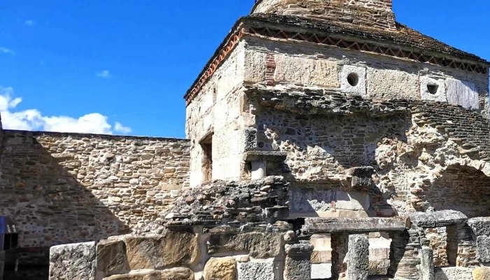 Biserica Sfantul Ierarh Nicolae Densus Număr - Densuș