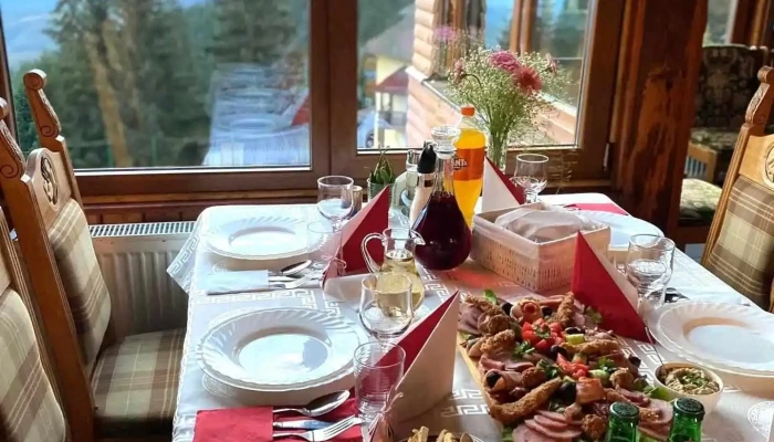 Cabana Cerbul Muntele Mic -  Mancaruribauturi - Borlova