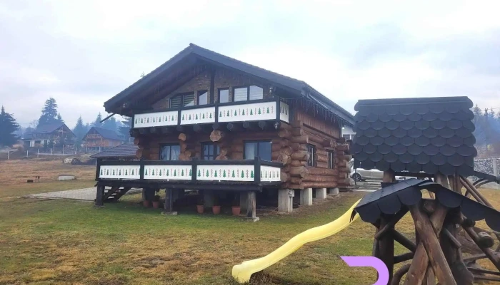 Cabana cu brăduți - Suceava 727200