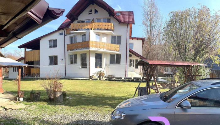 Cabana Poiana Fierăstrăului - Păltinoasa 727415