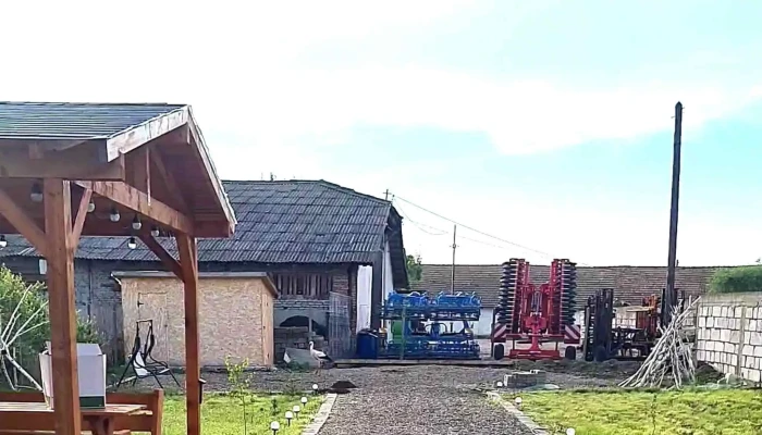 Cabane Salciile   Cabanele Robescu Instagram - Sălciile