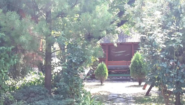 Cabanele Valea Ponicovei -  Deschis Acum - Dubova