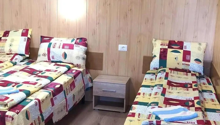Cabanute Daniela Camere - Șuncuiuș