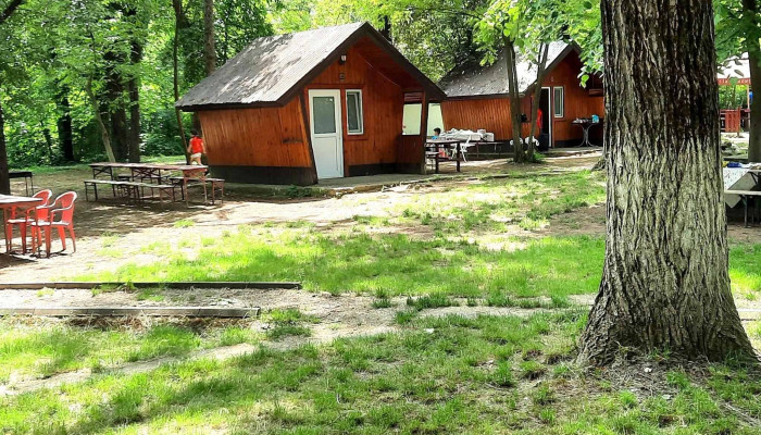 Cabanute Parc De Agrement Bragadiru Scor - Bragadiru