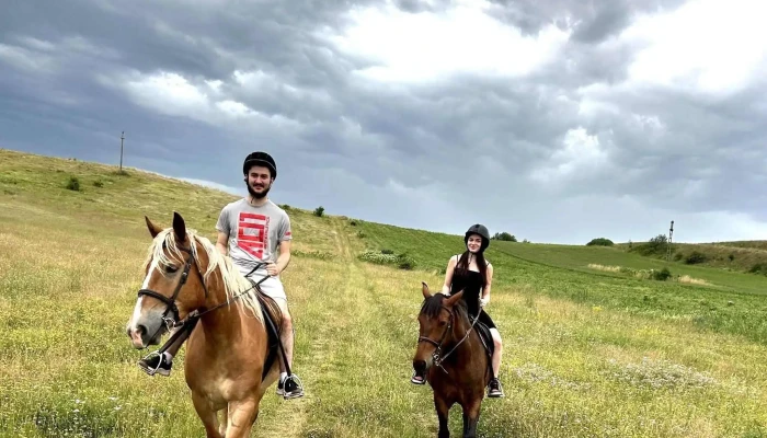 Calarie Sandulesti Instagram - Săndulești