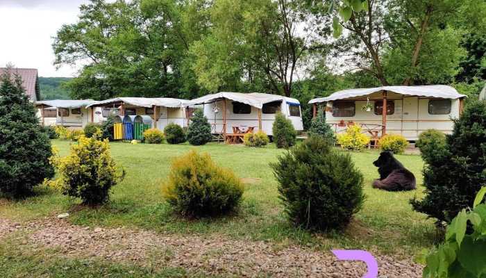 Camping La Rulote De La Vizitatori - Șuncuiuș