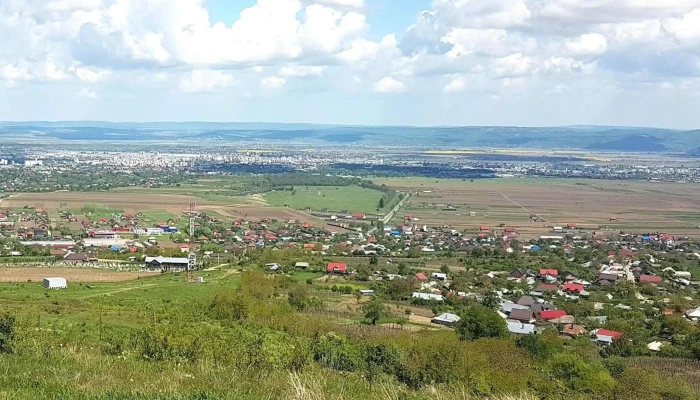 Capela Ghert Deschis Acum - Luizi Calugara