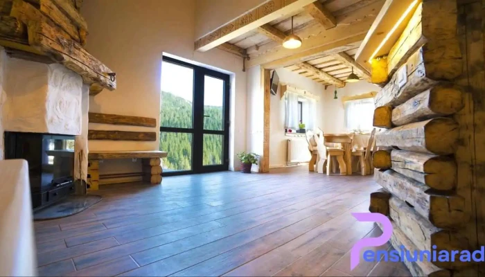 Casa Buna Fundatica De La Proprietar - Fundățica
