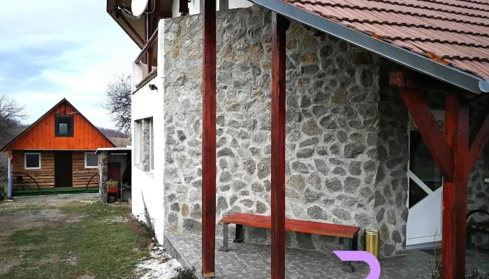 Casa din Valea Tarnei - România