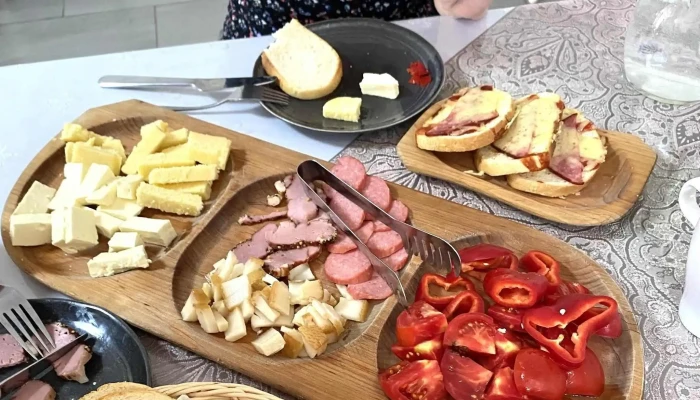 Casa Eliza -  Program - Podu Dâmboviței