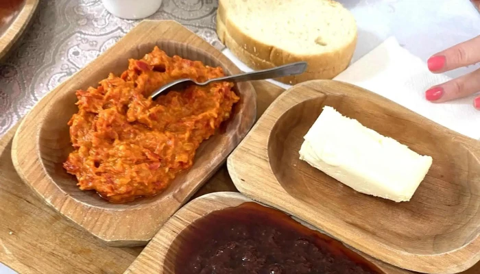 Casa Eliza -  Scor - Podu Dâmboviței