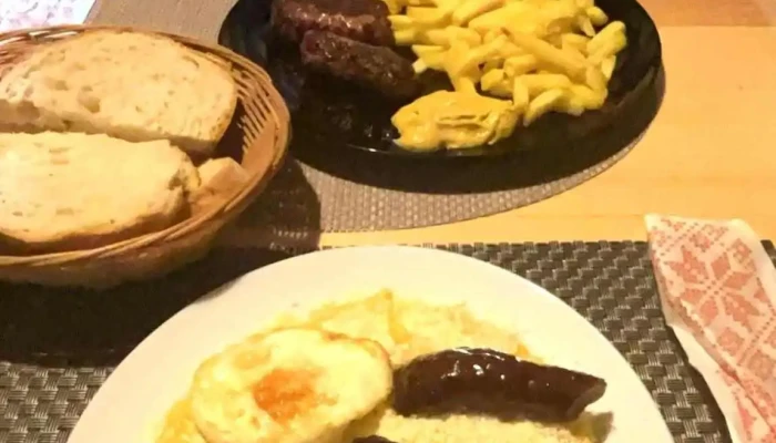 Casa Gugulanilor -  Cele Mai Recente - Obreja