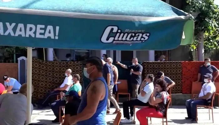 Casa Patru Anotimpuri Din Rimetea -  Videoclipuri - Rimetea