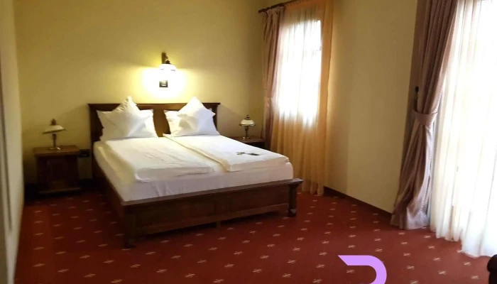 Castel Royal -  Camere - Moșnița Nouă