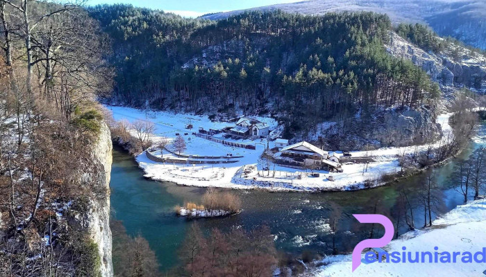 Castelul/Tabăra de la Șuncuiuș - România
