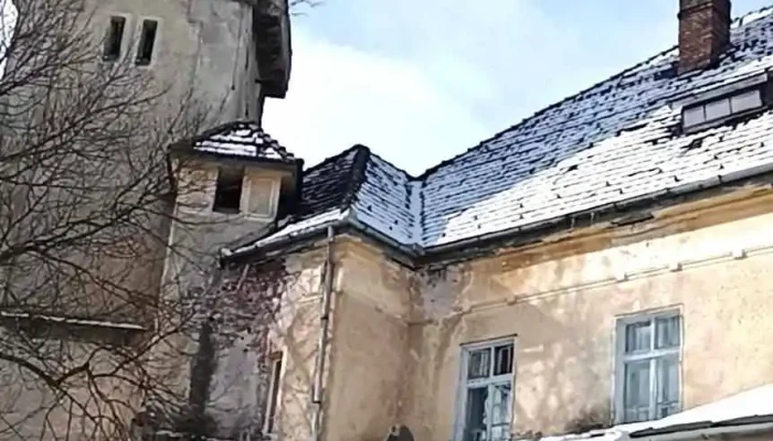 Castelul Urmanczy Videoclipuri - Toplița