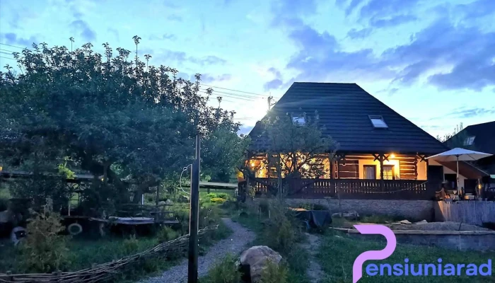 Casuta Din Dealul Galdanilor Cabana - Cacica
