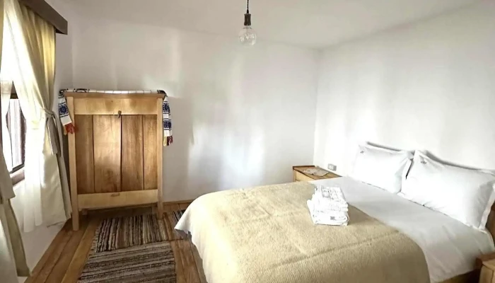 Casuta Lui Nea Nica Ioanii Camere - Domnești