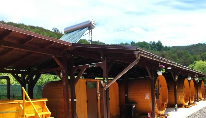 Casutele Vanatorului Aproape De Mine - Moneasa
