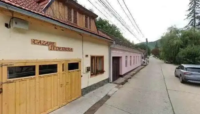Cazare Iedera -  Street View Si 360deg - Sasca Montană