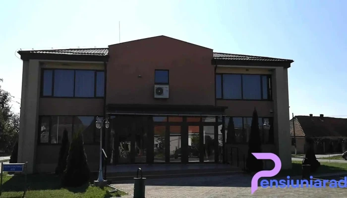 Centrul Cultural -  Videoclipuri - Botiz