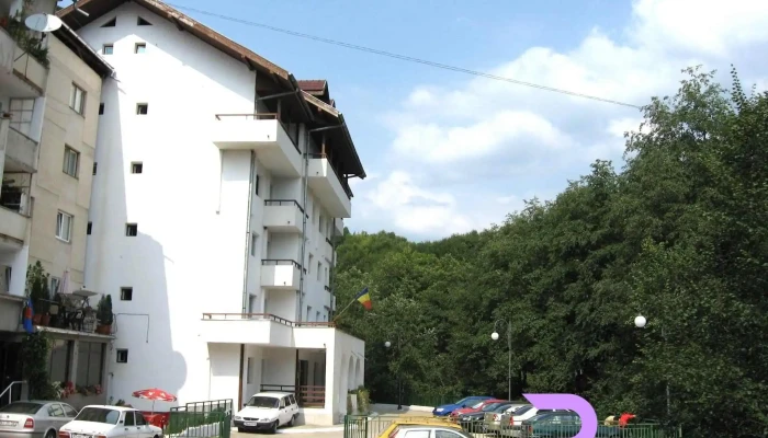 Clubul Bradetu -  Unde - Gruiu