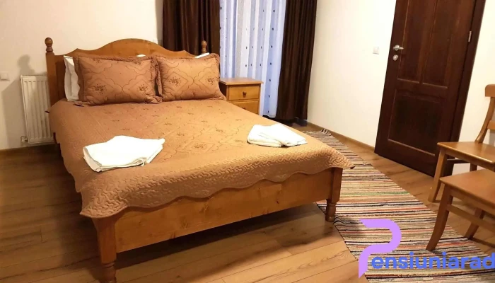 Cotul Ariesului Camere - Necșești