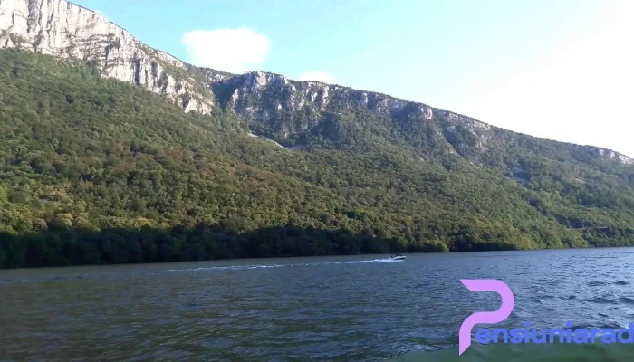 Danubian Border -  De La Vizitatori - Berzasca