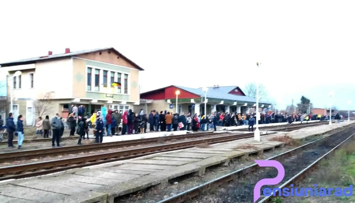 Gaesti Gara - Găești