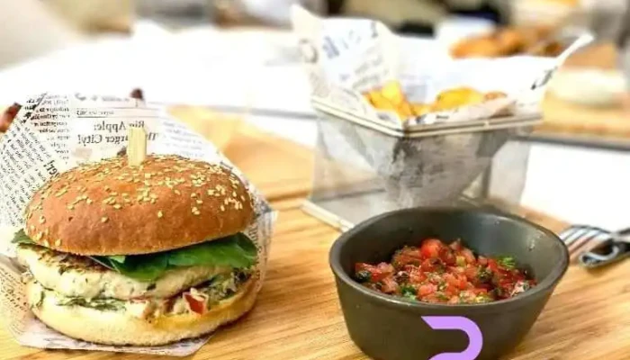Garden Pub -  Hamburger - Pitești