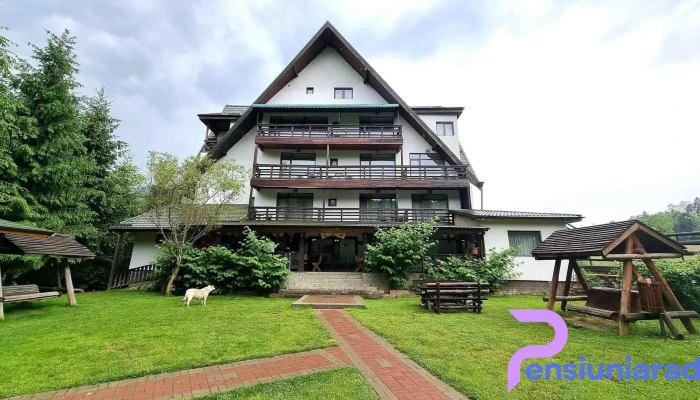 Green House -  De La Vizitatori - Podu Dâmboviței