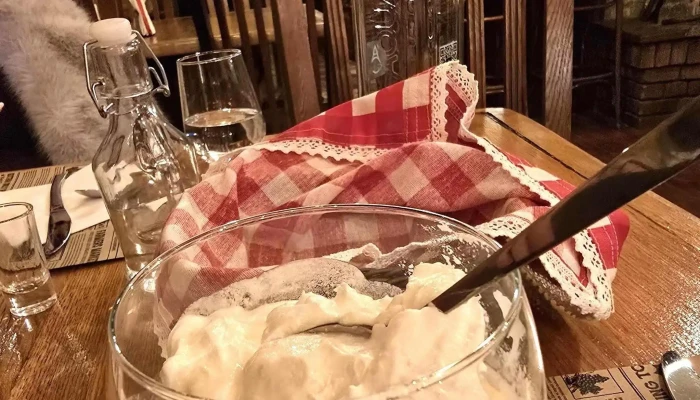 Han Budapesta Bistrita -  Număr - Bistrița