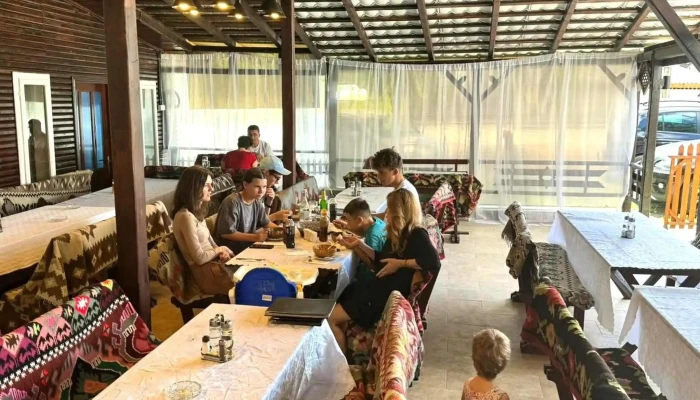 Han Rustic -  Instagram - Vânători-neamț